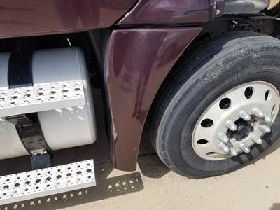 Freightliner Cascadia Right Fender Extension for a Freightliner CASCADIA 125