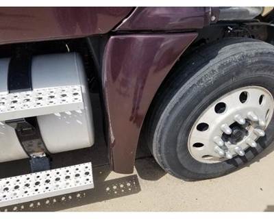 Freightliner Cascadia Right Fender Extension for a Freightliner CASCADIA 125