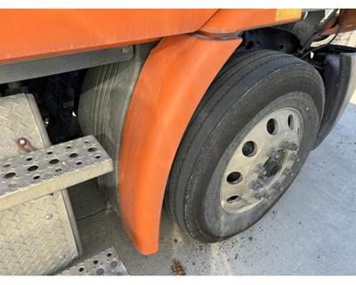 Freightliner Cascadia Right Fender Extension for a Freightliner CASCADIA 113BBC
