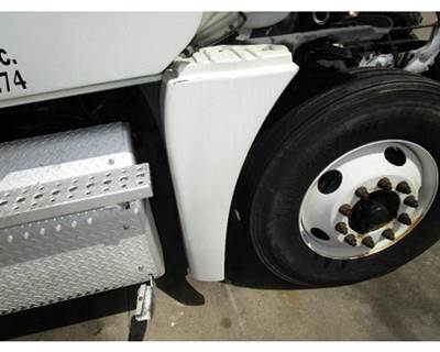 Freightliner Cascadia Right Fender Extension for a Freightliner CASCADIA 125