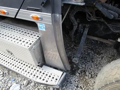 Freightliner Coronado Right Fender Extension for a Freightliner CORONADO 132