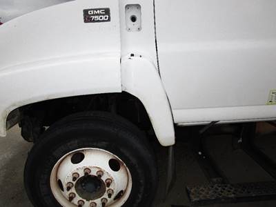 GMC C7500 Left Fender Extension