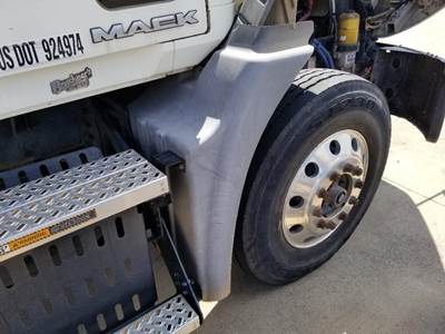 Mack Pinnacle CXU612 Right Fender Extension for a Mack CXU612