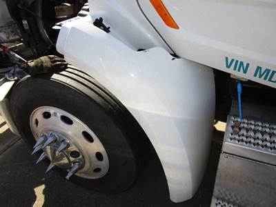Peterbilt 579 Left Fender Extension
