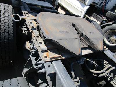 Fontaine AIR SLIDE Fifth Wheel for a International Prostar