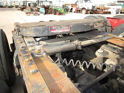 Fontaine AIR SLIDE Fifth Wheel for a Peterbilt 378