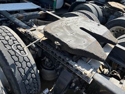 Fontaine AIR SLIDE Fifth Wheel for a Freightliner CASCADIA 125