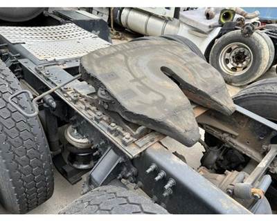 Fontaine AIR SLIDE Fifth Wheel for a Volvo VNL