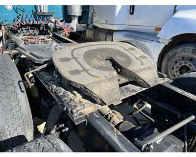 Fontaine AIR SLIDE Fifth Wheel for a Freightliner ST120
