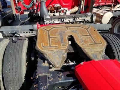 Fontaine Cascadia 125 Fifth Wheel for a Freightliner CASCADIA 125