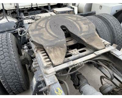 Holland AIR SLIDE Fifth Wheel for a Freightliner CASCADIA 125