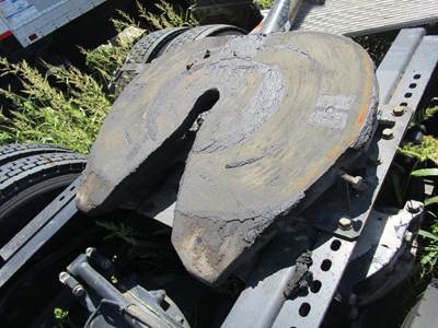 Jost STATIONARY Fifth Wheel for a Peterbilt 387