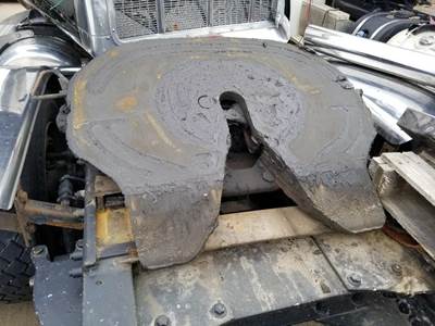Peterbilt 379 Fifth Wheel