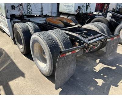 Alliance CASCADIA 125 Cutoff for a Freightliner CASCADIA 125