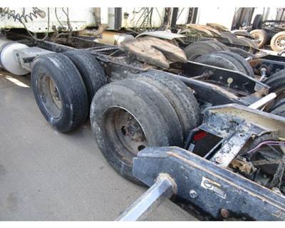 Alliance COLUMBIA 120 Cutoff for a Freightliner COLUMBIA 120