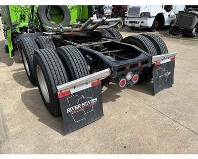 Alliance DART-400-4N Cutoff for a Freightliner CASCADIA 126