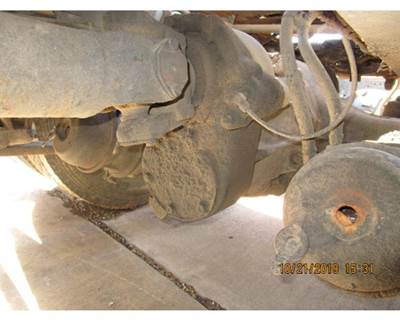 Alliance FLD132 XL CLASSIC Cutoff for a Freightliner FLD132 XL CLASSIC