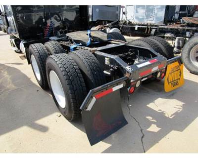 Eaton 387 Cutoff for a Peterbilt 387
