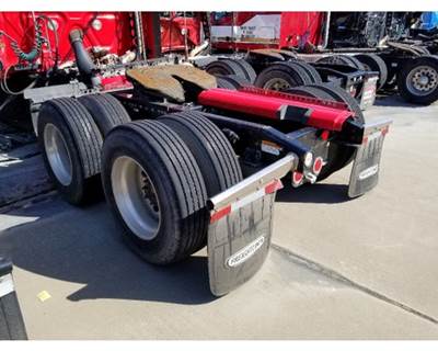 Eaton CASCADIA 125 Cutoff for a Freightliner CASCADIA 125