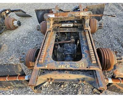 Mack CRD92 Cutoff