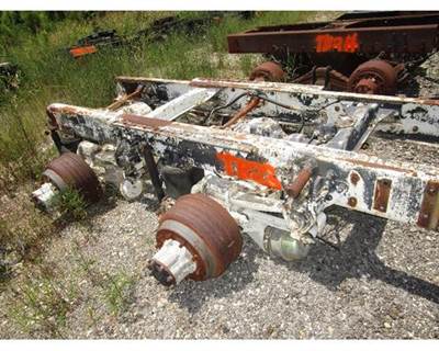 Mack CRD92 Cutoff