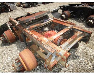 Mack CRD92 Cutoff for a Mack CX613 VISION