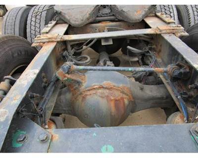 Rockwell RT40145 Cutoff for a Freightliner COLUMBIA 120