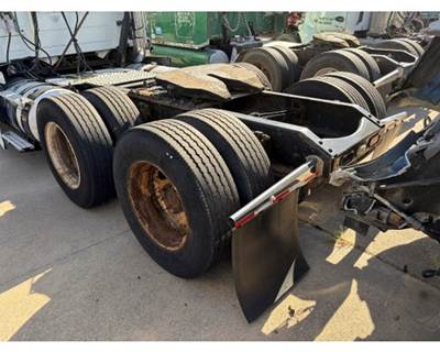Rockwell VNL Tandem Axle Cutoff for a Volvo VNL