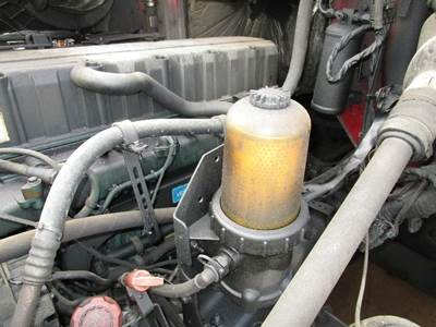 Davco 380 Fuel / Water Separator for a Volvo VNL