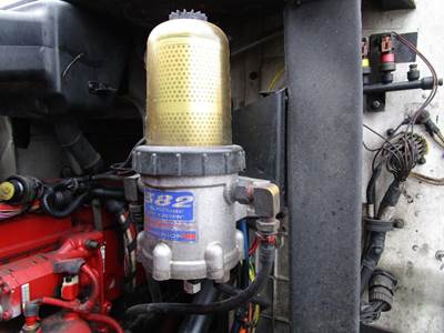 Davco 382 Fuel / Water Separator for a International 9400I