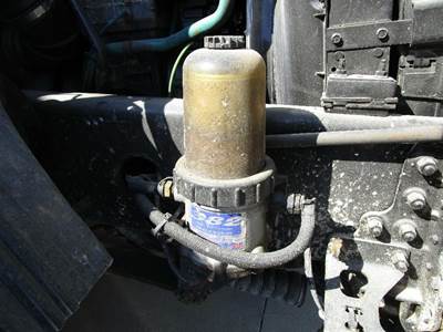 Davco 382 Fuel / Water Separator for a Volvo VNL