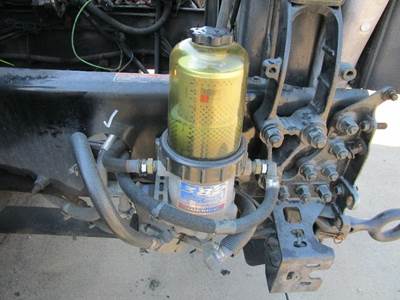 Davco 382 Fuel / Water Separator for a Volvo VNL