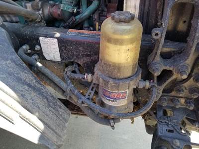 Davco 382 Fuel / Water Separator for a Volvo VNL