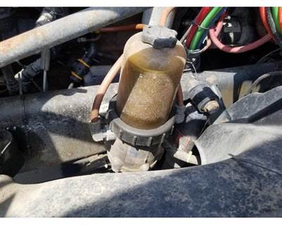 Davco 382 Fuel / Water Separator for a Freightliner COLUMBIA 120