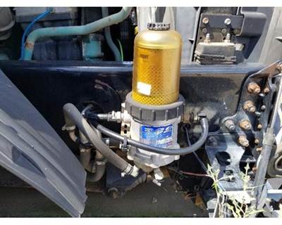 Davco 382 Fuel / Water Separator for a Volvo VNL