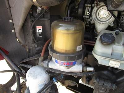 Davco 482 Fuel / Water Separator for a Freightliner CASCADIA 125