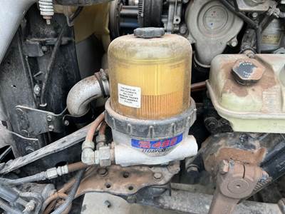 Davco 482 Fuel / Water Separator for a Freightliner CASCADIA 125