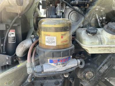 Davco 482 Fuel / Water Separator for a Freightliner CASCADIA 125