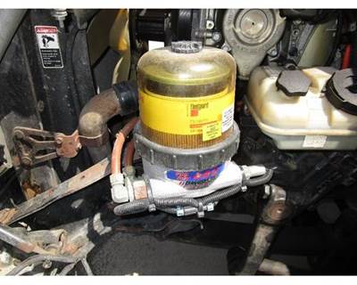 Davco 482 Fuel / Water Separator for a Freightliner CASCADIA 125