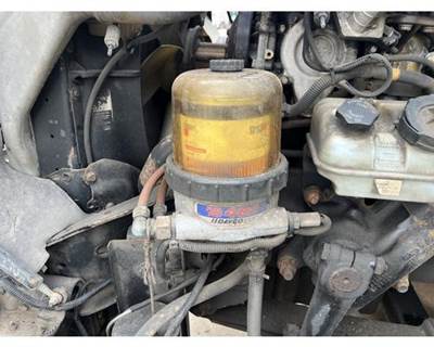 Davco 482 Fuel / Water Separator for a Freightliner CASCADIA 125