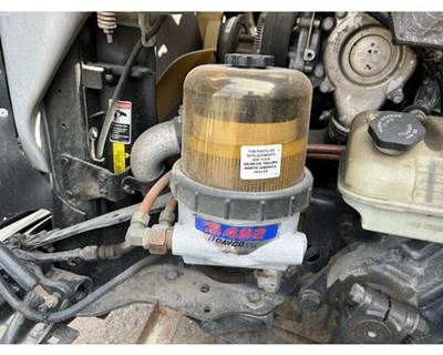 Davco 482 Fuel / Water Separator for a Freightliner CASCADIA 125