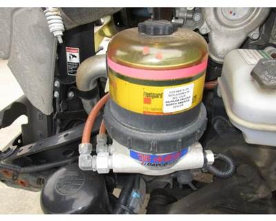 Davco 482 Fuel / Water Separator for a Freightliner CASCADIA 125