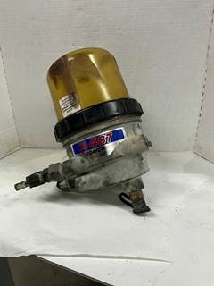 Davco 487 Fuel / Water Separator for a Western Star TR 4700