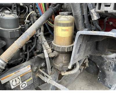 Peterbilt 579 Fuel / Water Separator