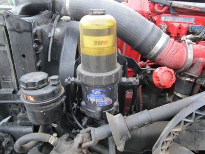 Volvo VNL Fuel / Water Separator