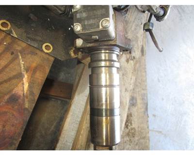Mercedes-Benz MBE 4000 Fuel Injection Pump