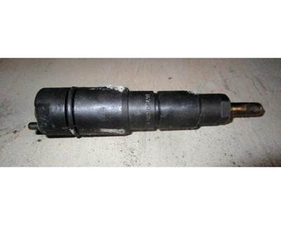 Mercedes-Benz MBE 900 Fuel Injector