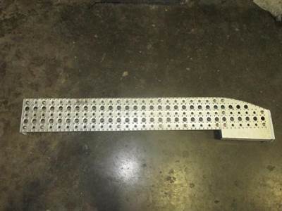 Freightliner Fuel Tank Strap / Bracket