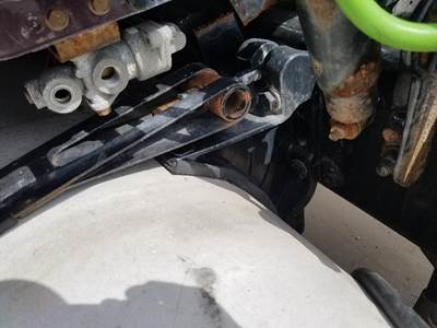 Freightliner Cascadia 125 Fuel Tank Strap / Bracket