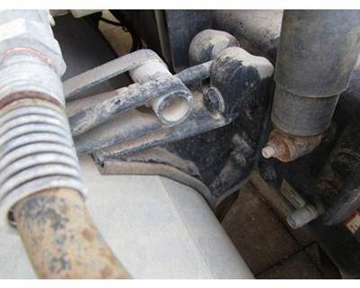 Freightliner Cascadia 125 Fuel Tank Strap / Bracket